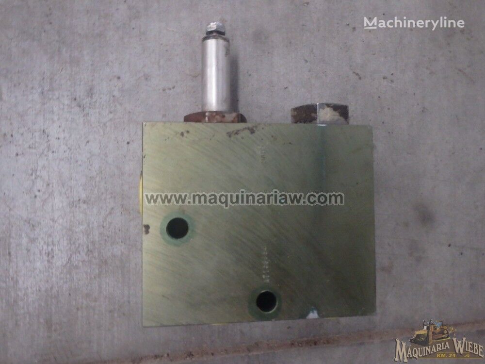 AT158084 Hydraulikverteiler für John Deere  310D Baggerlader