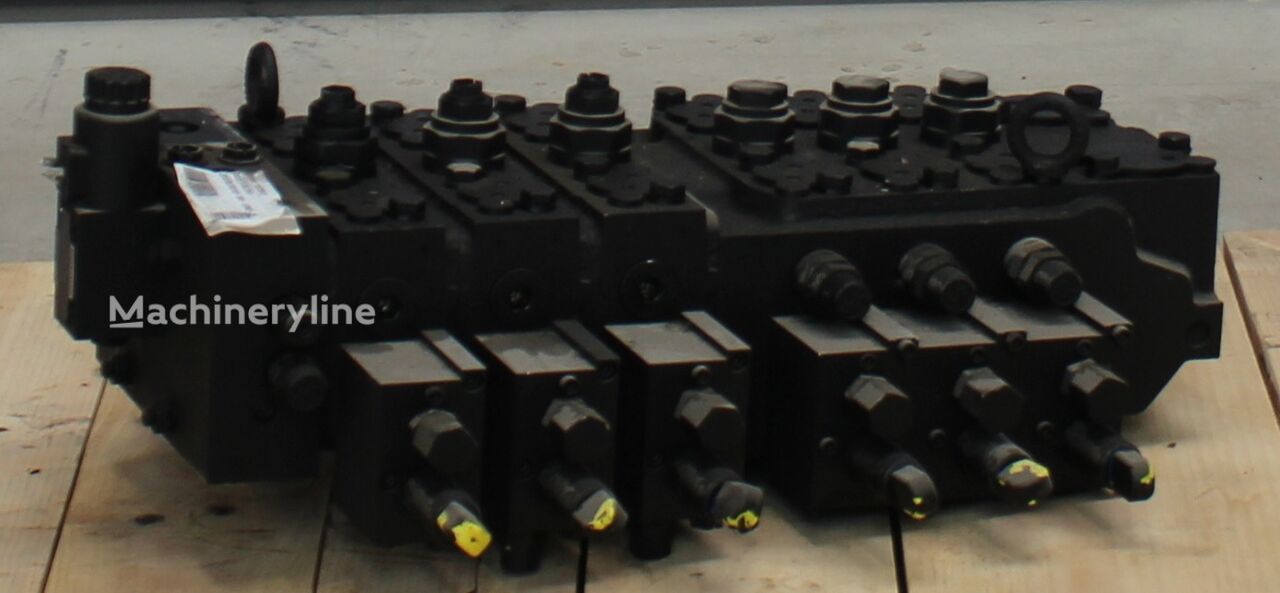 18975612 hydraulic distributor for Demag truck crane - Machineryline