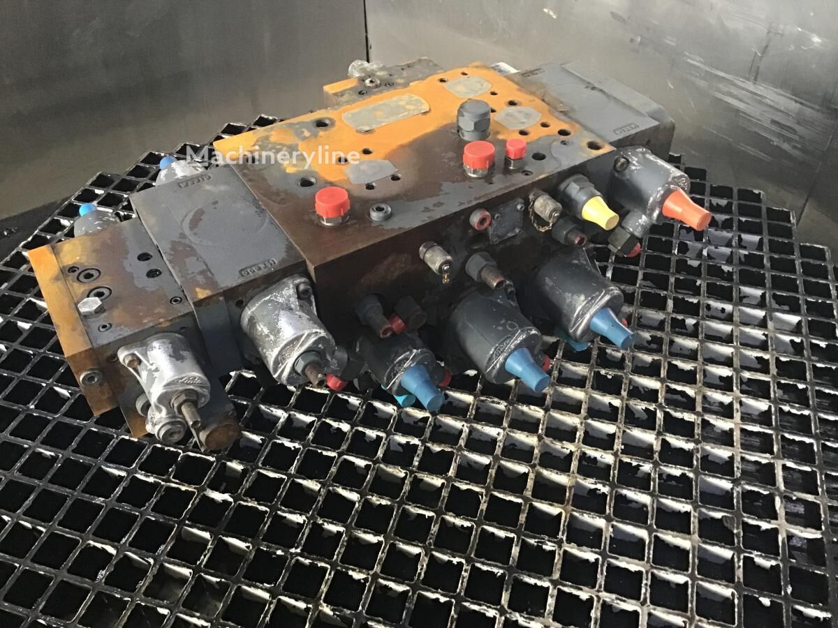 Distribuidor hidráulico para Liebherr A914B Li ,A924B Li excavadora - Machineryline