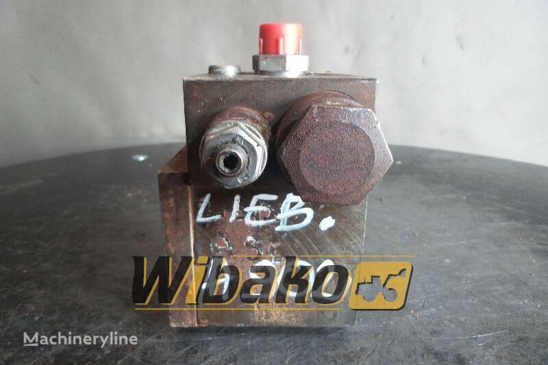 4270632739 798132 hydraulic distributor for Liebherr A902 excavator