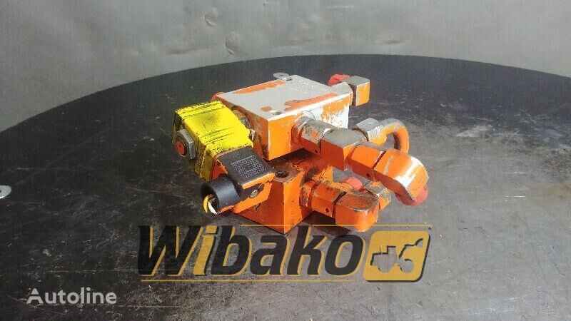 hydraulický rozdeľovač Atlas LT32-50UK na Atlas 1804