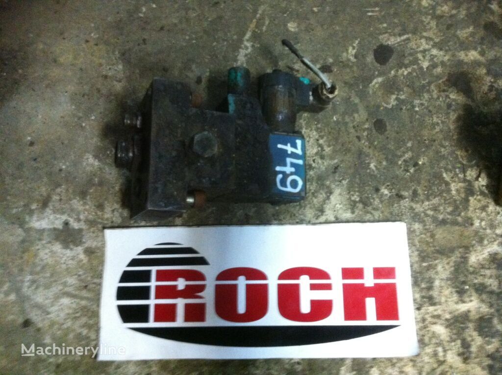 Distributeur hydraulique Bosch 1sek 0810020401 042 081WV04P1N13 pour excavateur - Machineryline