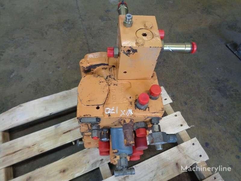 Hydraulic distributor for Case WX 170 excavator - Machineryline