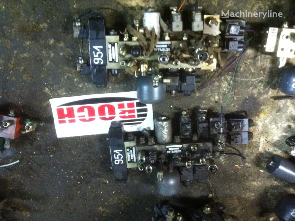 Caterpillar 112-5702 + 112-5701 + WED043J6V-1DC + CEWKI 24VDC + HYDROAKUMULA hydraulic distributor for excavator