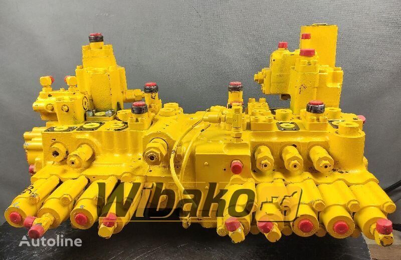 Caterpillar 330 hydraulic distributor