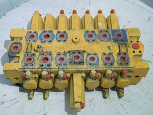Hydraulic distributor for Komatsu construction equipment