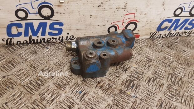 液压分配器 Ford 40, Ts Trailer Brake Valve Distributor 81874969, 1535108113 - Agroline