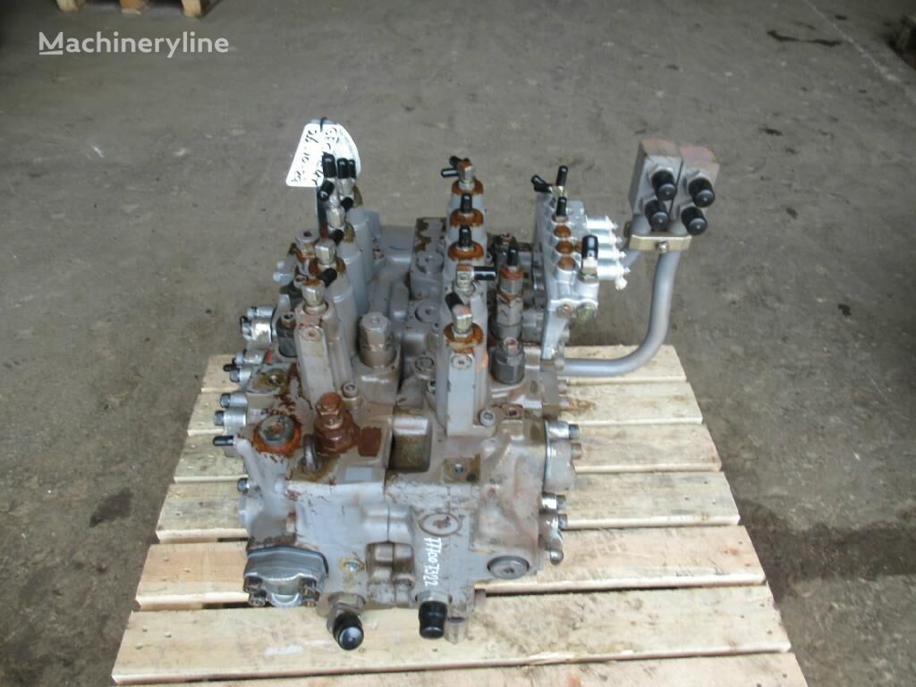 Hitachi ZX470LCH-3 Hydraulikverteiler für Bagger - Machineryline