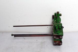 John Deere 7930 hydraulic distributor for John Deere 7930 wheel tractor