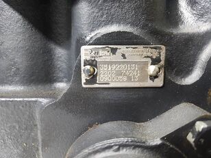 Parker 3519220131 - Ljungby Maskin L12 - Valve distribuidor hidr&aacute;ulico para cargadora de ruedas