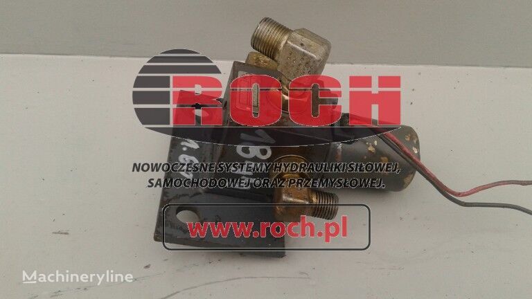 Rozdzielacz NN 1sek KHJ0716 990205 hidraulični razvodnik za Case 9046  bagera - Machineryline