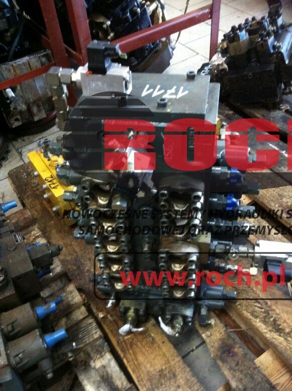 Rozdzielacz REXROTH 6sek M7-1489-30/6M7-22 hydraulic distributor for Sennebogen 830 excavator