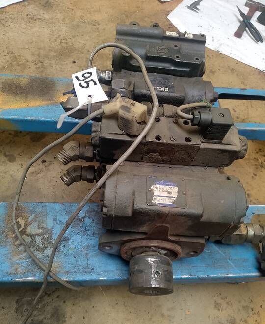 عجلة مشط التبن Sauer danfompa hydrauliczna 42l41d 72jdg2fnb 4412558-fr00 do tra