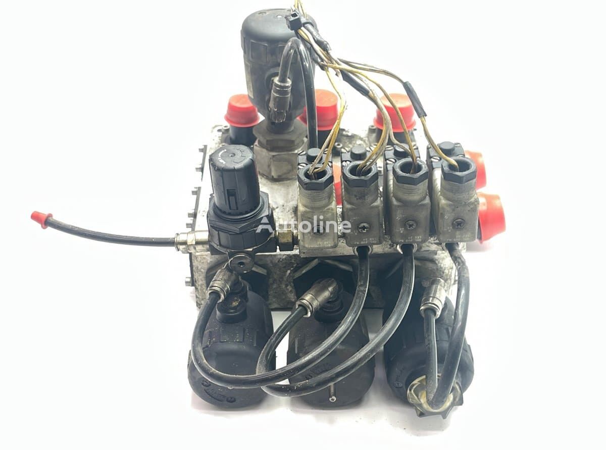 Supapă Lichid de Răcire Încălzitor de Apă hydraulic distributor for Volvo 20965665 22359410 23964571 20566182 truck