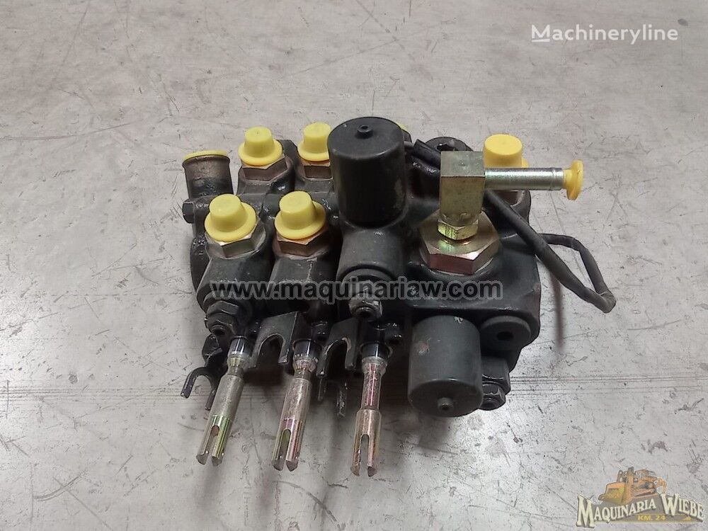 VARIOS C0230-31052 hydraulic distributor for truck