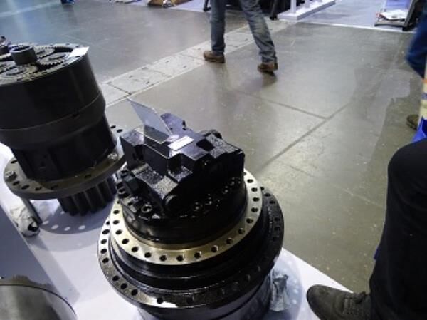 7 TONLUK MAKINA hydraulic motor for excavator