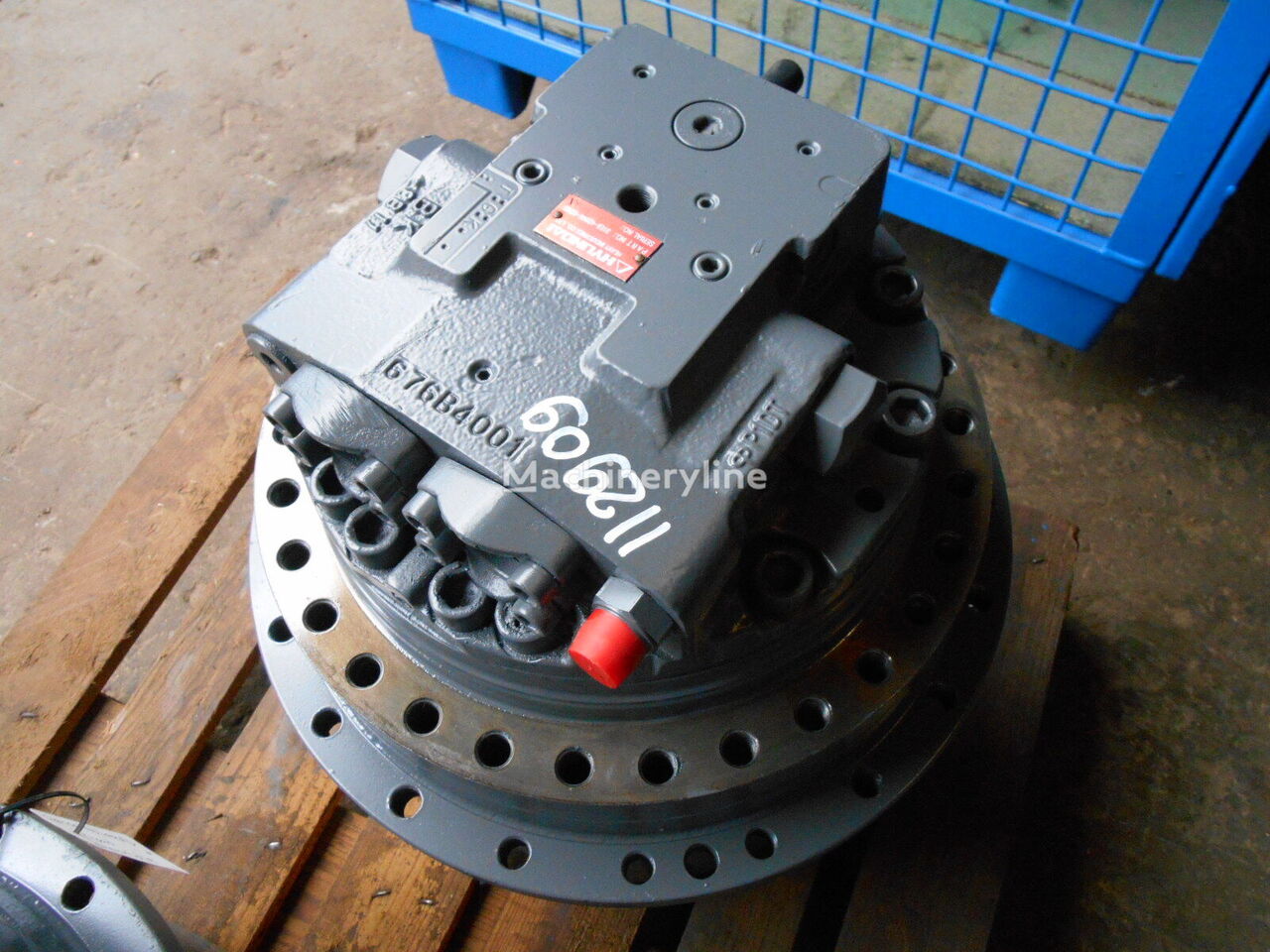 Hyundai 31E6-42000-02BG hydraulic motor for excavator