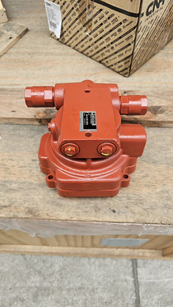 Hyundai XJDK-00081 XJDK-00081 hydraulic motor for Case CX18C mini excavator - Machineryline