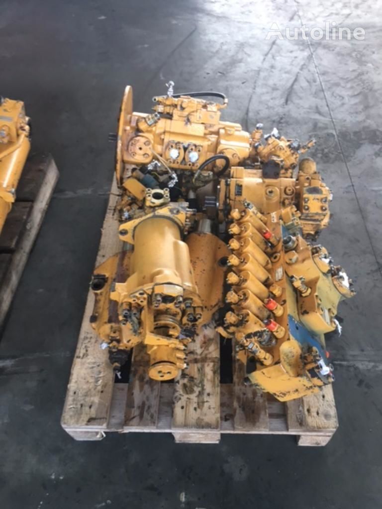 Liebherr A900 900 kaivuri hydraulipumppu