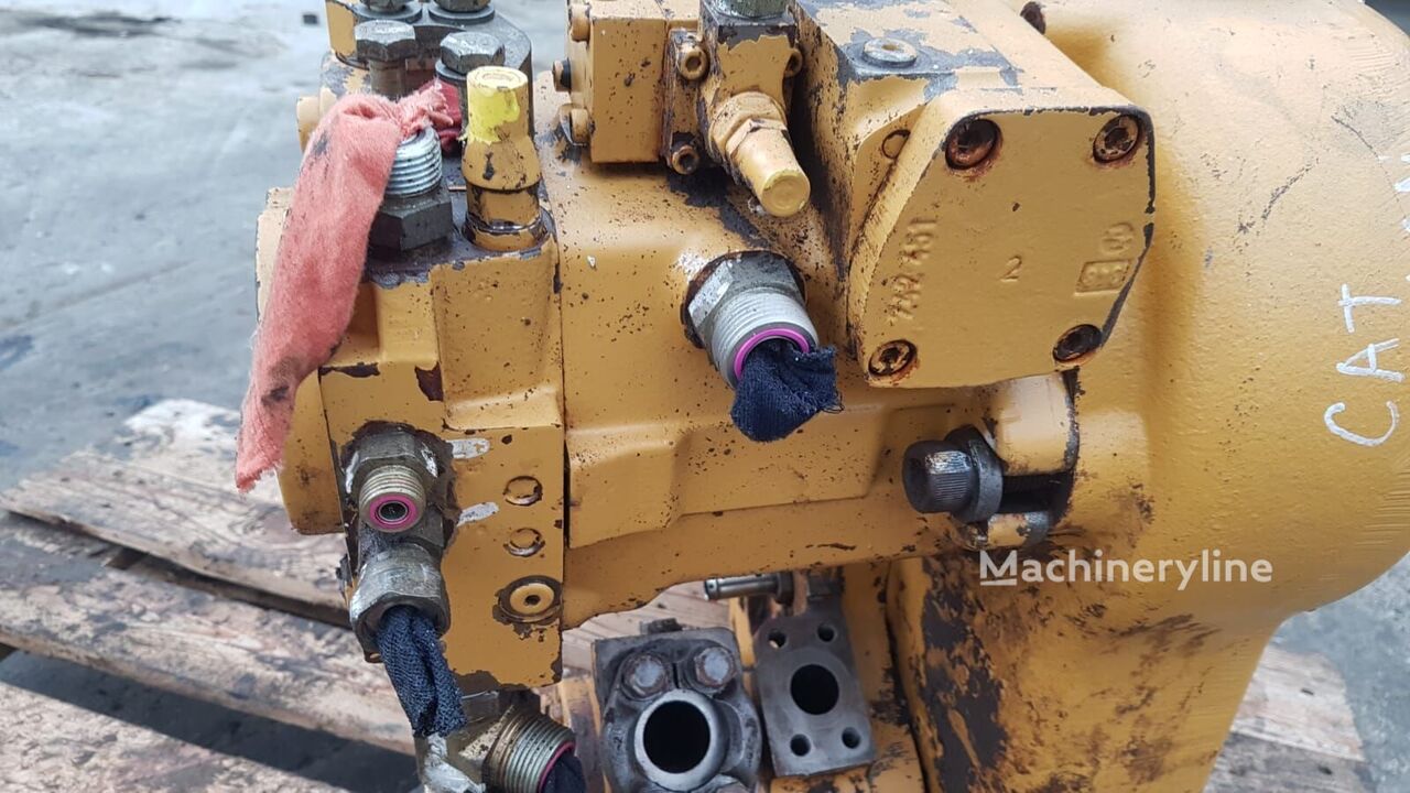 Caterpillar 257-8470-03 hidraulična pumpa za Caterpillar D5N,D6N buldožera - Machineryline
