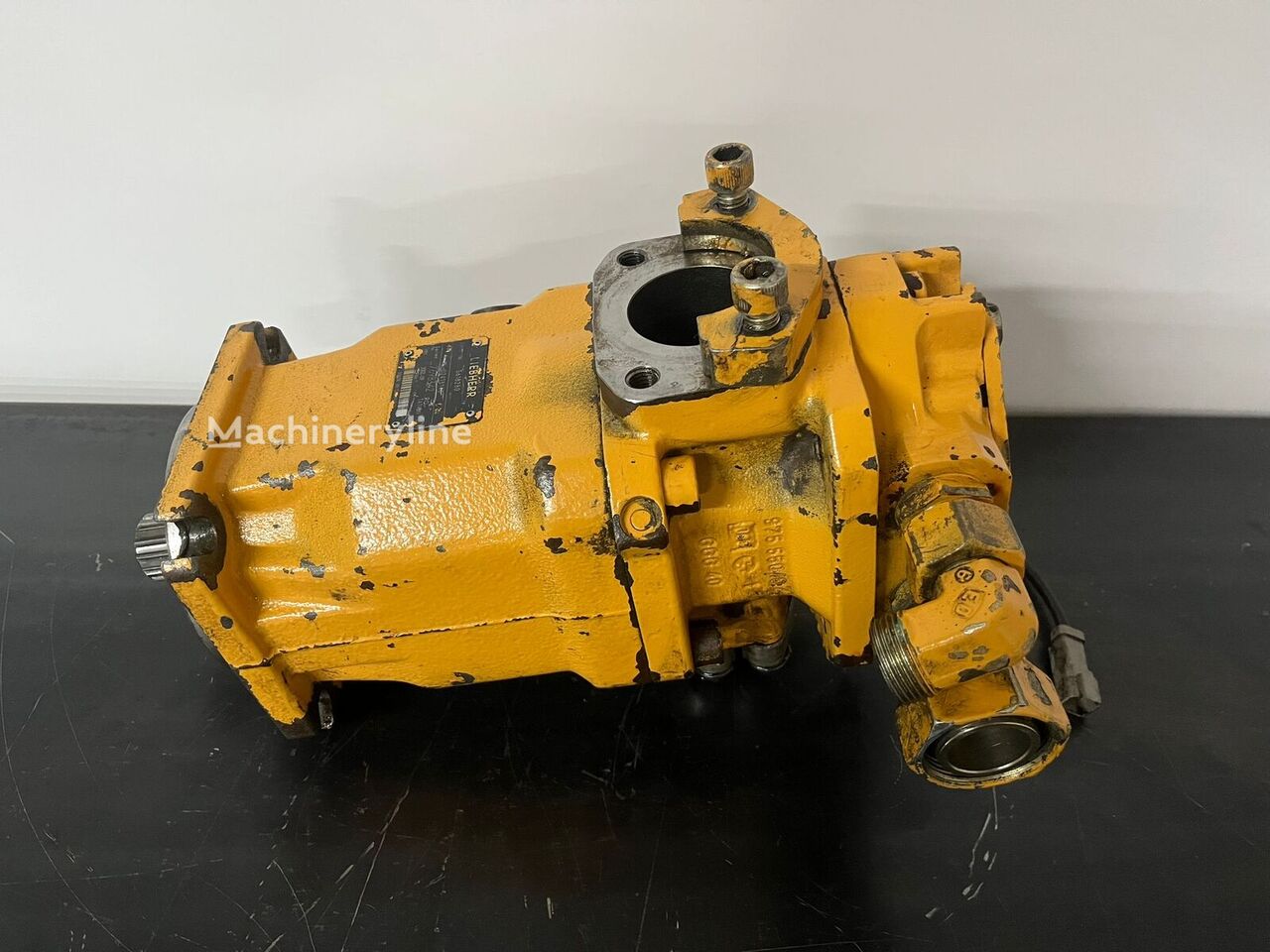 Liebherr 5618280 hydraulic pump for Liebherr R974B ,A974 , P974 excavator - Machineryline