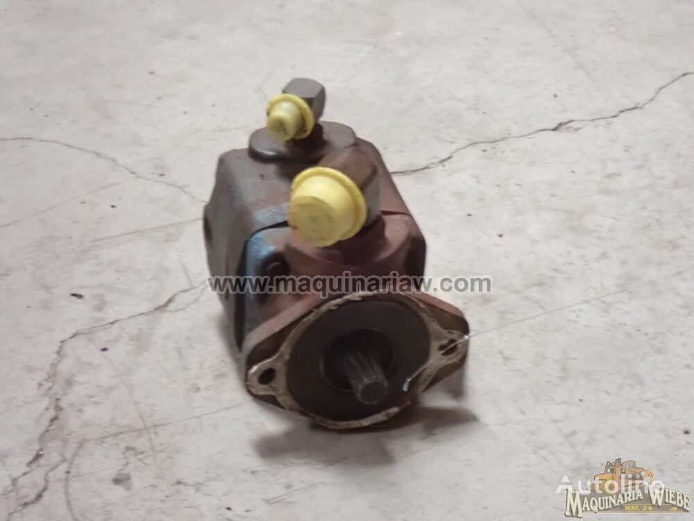 Vickers Hydraulics 1647878C91 hydraulic pump for truck