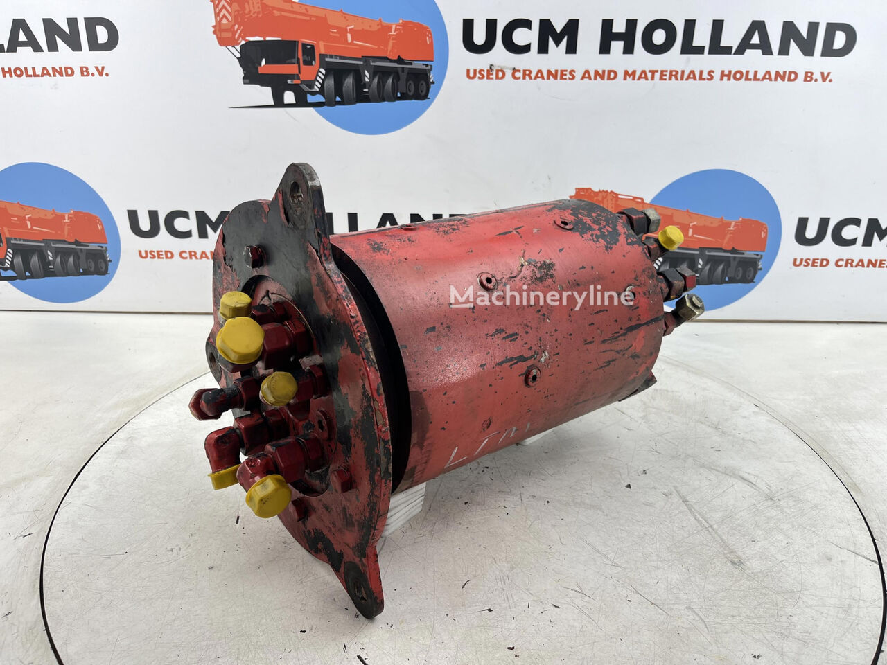 Máy quay thuỷ lực Liebherr LTM 1070 ROTARY FEED THROUGH 510900908 dành cho cần cẩu mọi địa hình - Machineryline