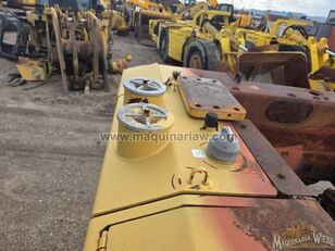 hydraulick&aacute; n&aacute;drž 235-0891 pro buldozeru Caterpillar D6R