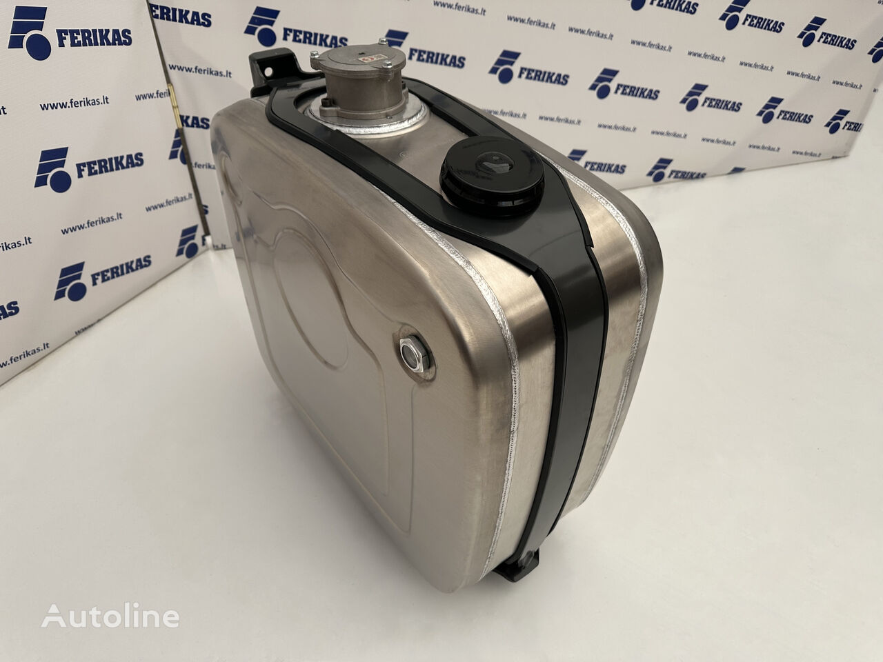 φορτηγό για δεξαμενή υδραυλικού υγρού Hydraulic aluminum oil tank 115L 620x675x300