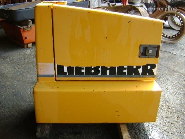 Rezervor hidraulic Liebherr Oil Tank pentru excavator Liebherr 632 - Machineryline