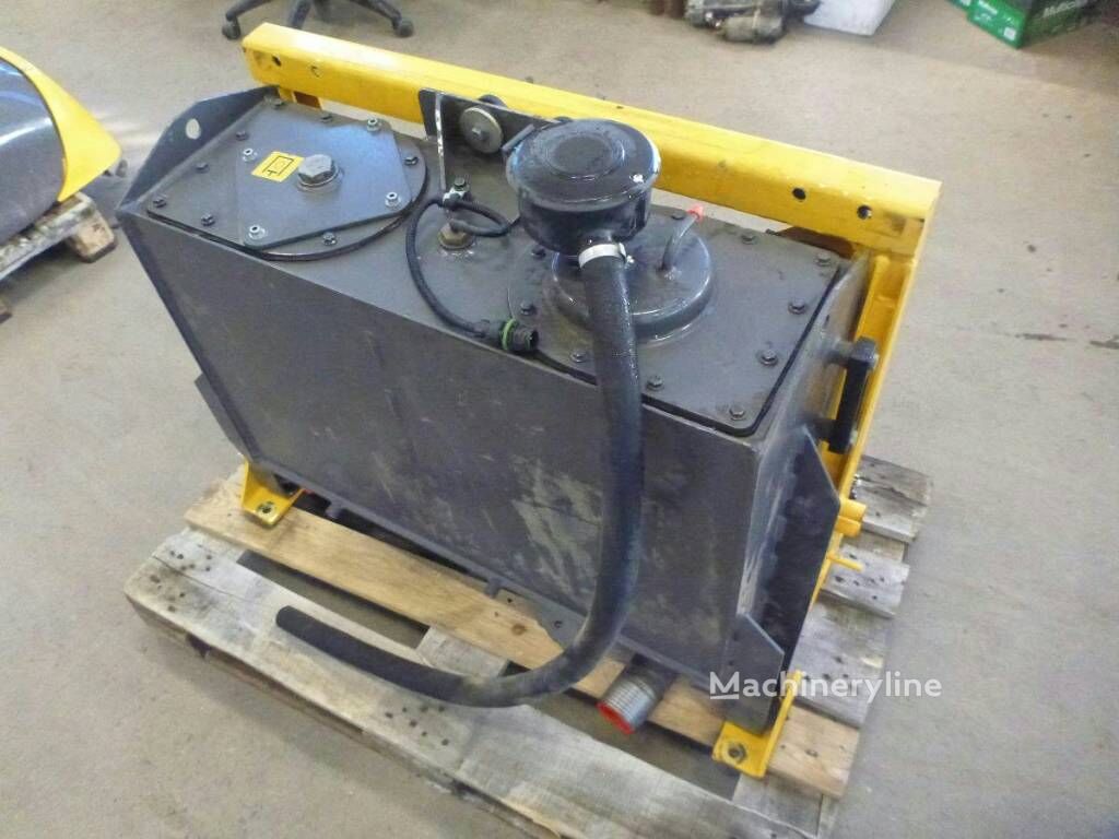 Volvo 15015738 hydrauliktank til Volvo L70F gummihjulslæsser - Machineryline