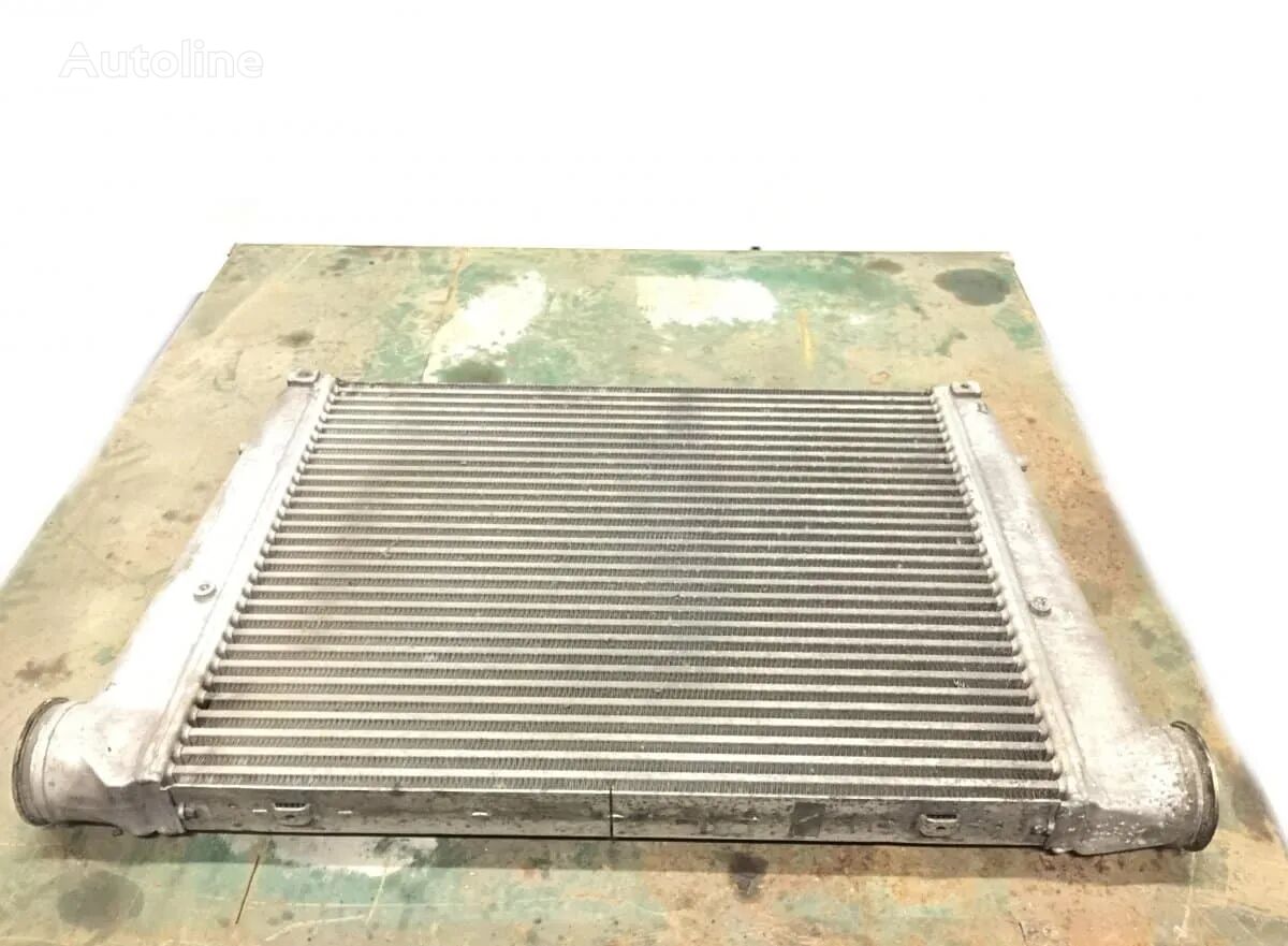 интеркулер MAN Intercooler для грузовика MAN 81061300223 / 81061300201 / 81061300195 / 81061300209 / 0120432435 / 011142337-12