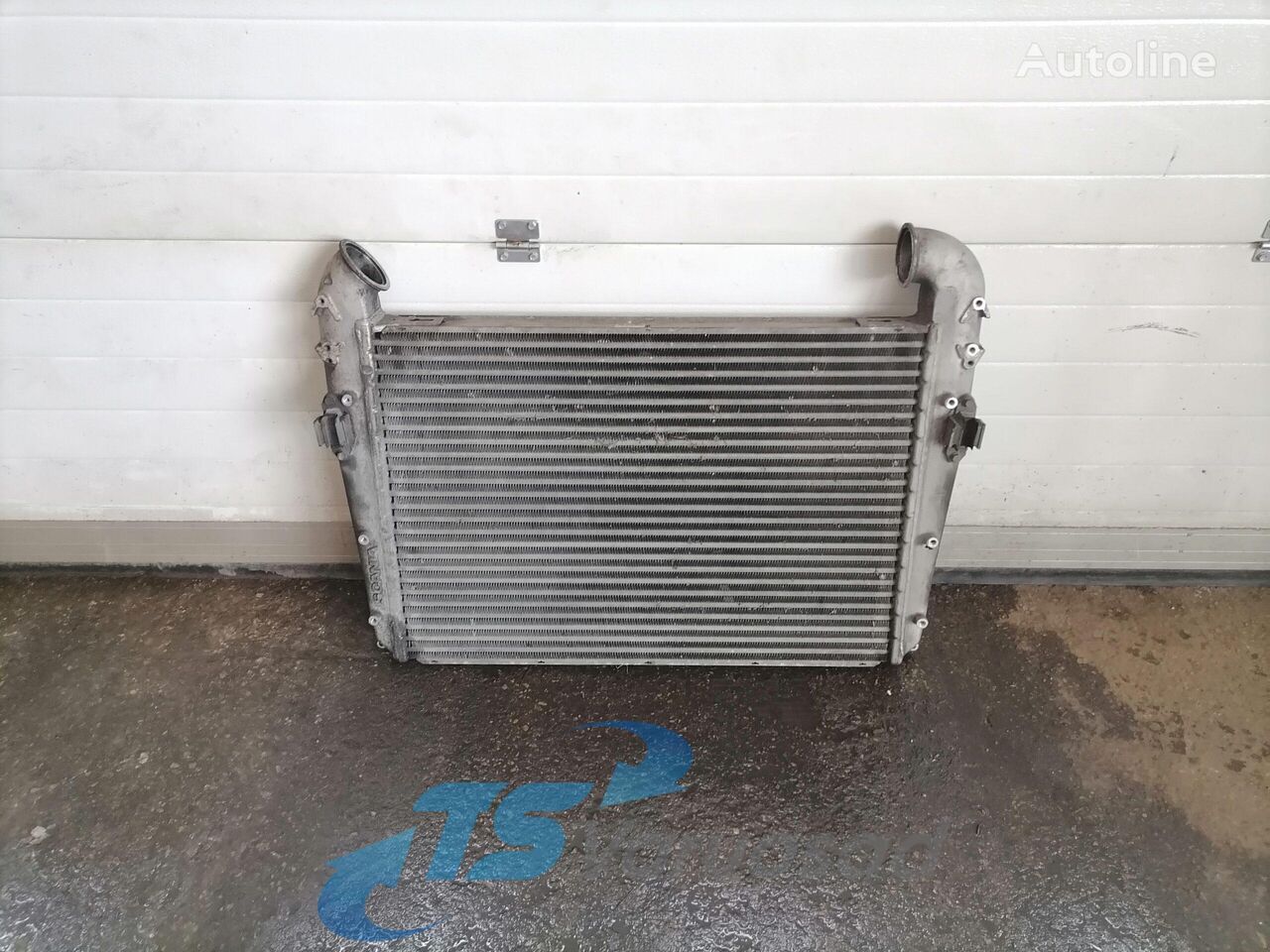 Scania Intercooler radiator 1400937 para Scania P94 tractora