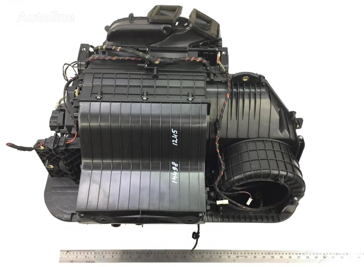 Set de radiatoare pentru încălzire/răcire cabină cu carcasă interior heater for Mercedes-Benz truck