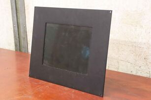 monitor Mikron UME 600 para centro de maquinação