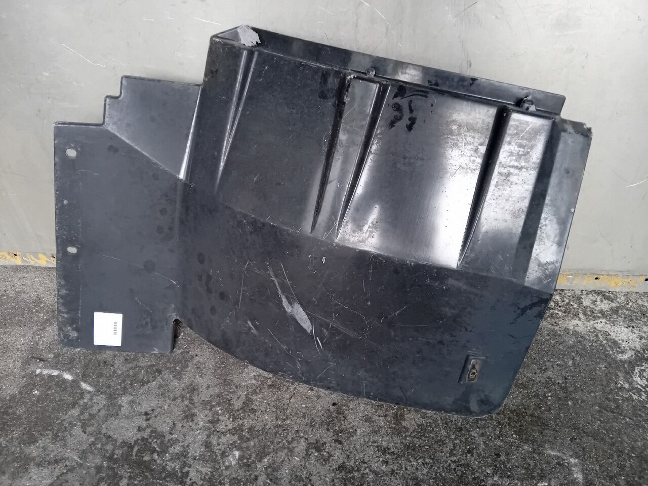 رفرف الطين 1291168 لـ الشاحنات DAF XF 105 | 05 - Autoline