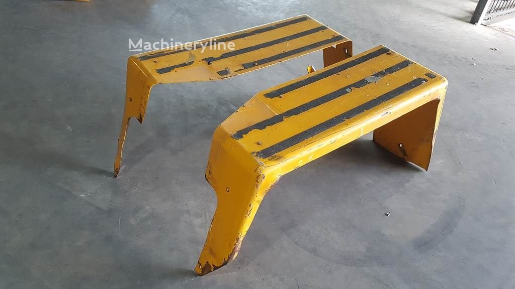 Ahlmann AZ150-4181500A/4181501A-Mud guard/Kotfluegel mud flap for wheel loader - Machineryline