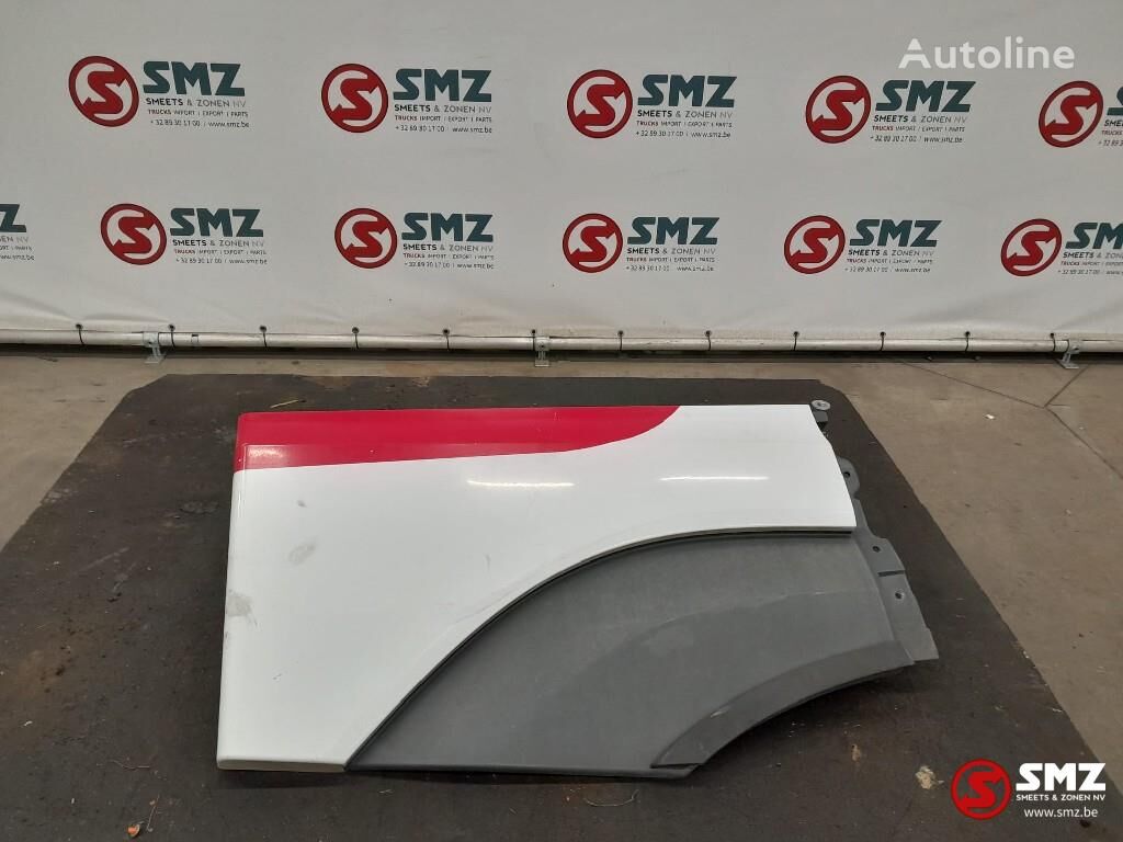 Mercedes-Benz Occ spatbordverlenging rechts mudguard for truck