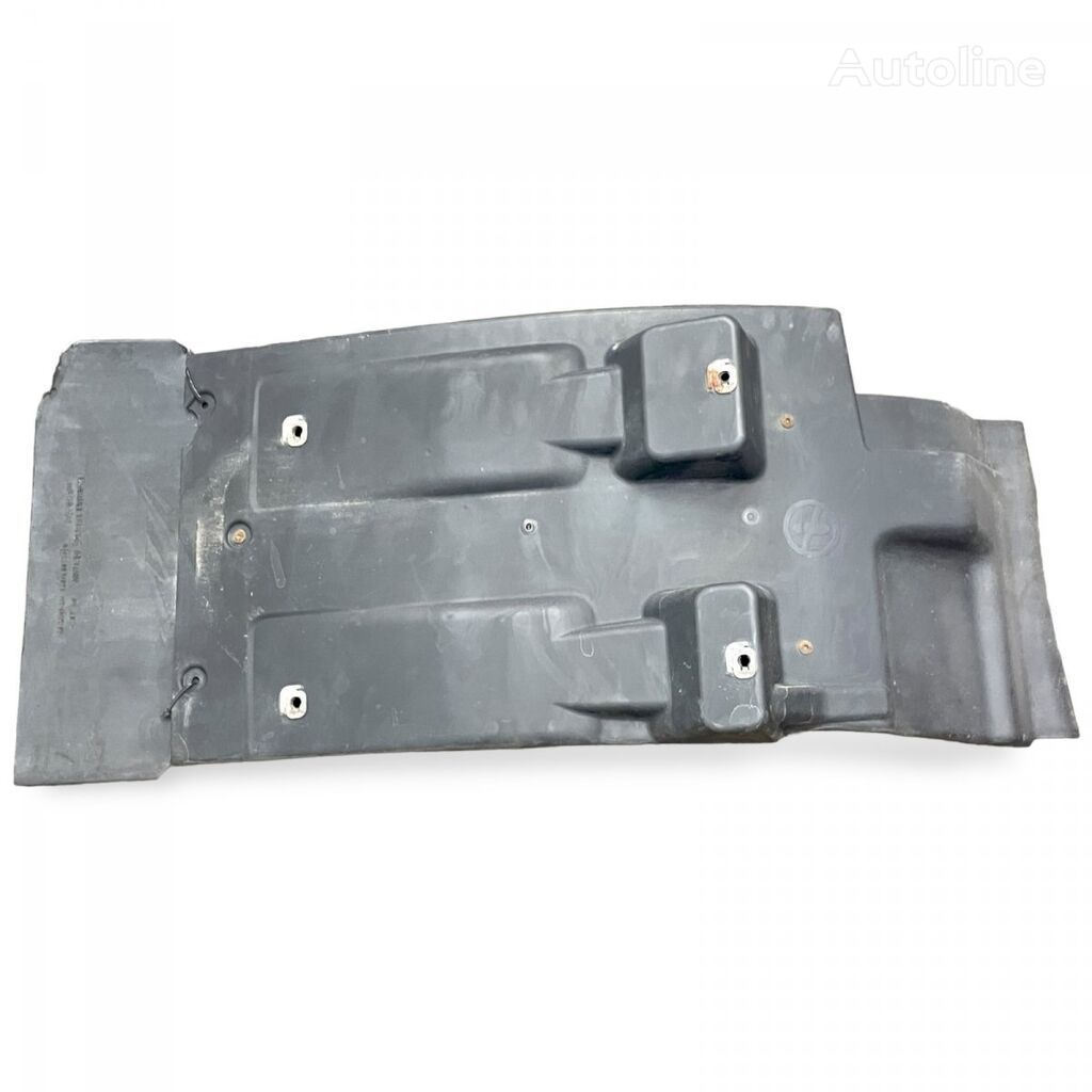 Renault T (01.13-) mudguard for Renault T (2013-) truck tractor