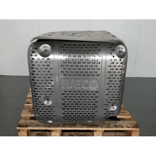 pot d'échappement IVECO 42575403 pour camion IVECO Stralis 2013>