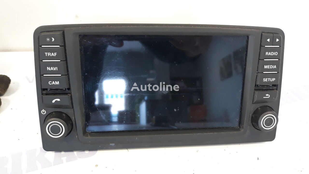 système de navigation MAN Navigation radio system pour tracteur routier MAN TGX