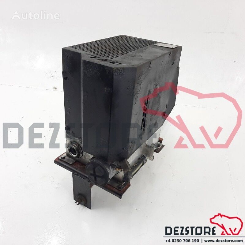 2000000303222 oil cooler for truck tractor