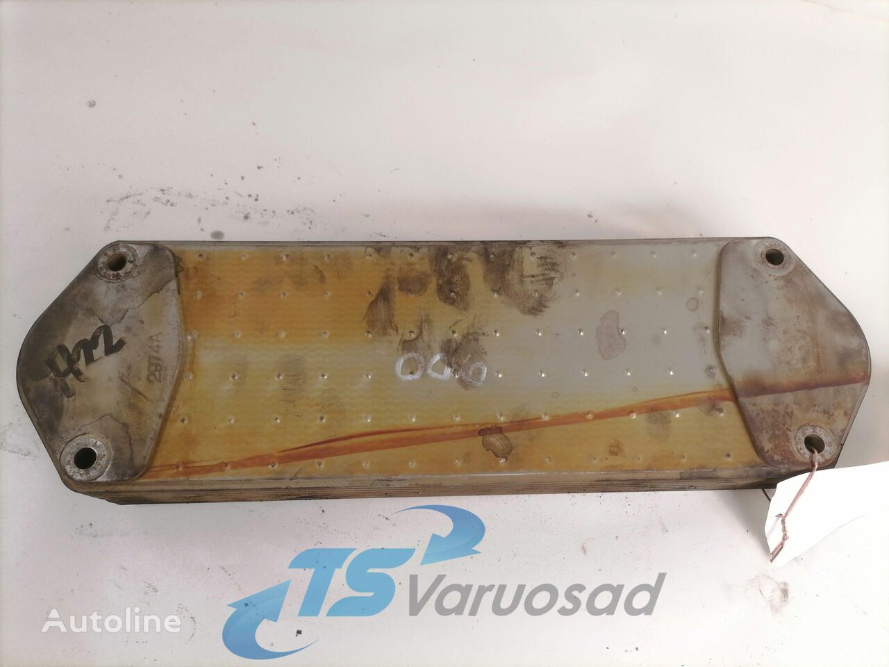 Scania Engine oil cooler 1543688 hladnjak ulja za Scania R440 tegljača