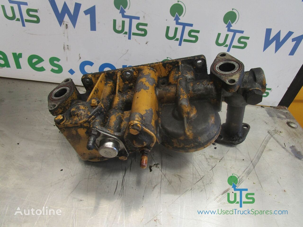 oil filter housing for truck