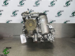 ohišje oljnega filtra Mercedes-Benz A 471 090 47 52 // A 471 180 03 12 OLIEKOELER MERCEDES 1845 EURO za tovornjak