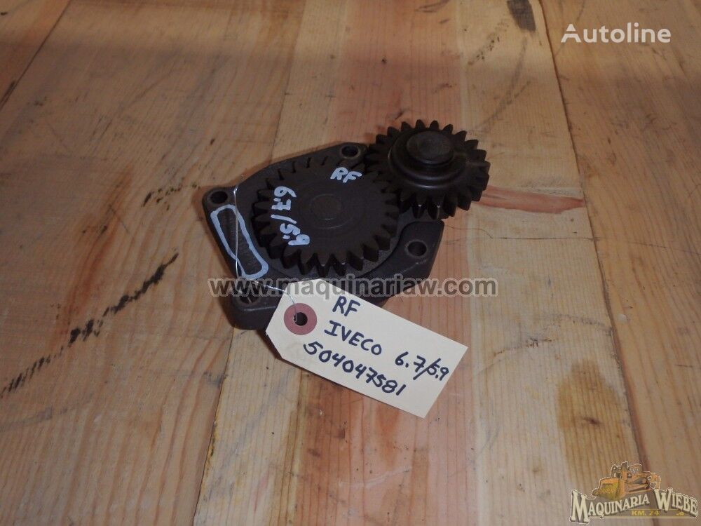 504047581 oil pump for backhoe loader