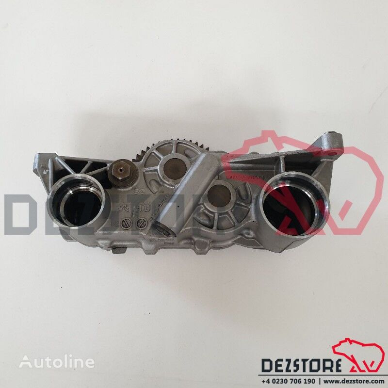 Pompă de ulei A4711803701 pentru cap tractor Mercedes-Benz ACTROS MP4 - Autoline