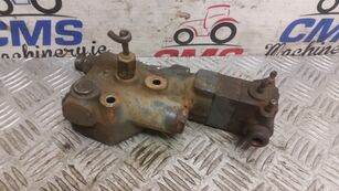 Ford 7840 40 And Ts Series Trailer Brake Valve 81874969, 1535108113 1535108113 pour tracteur &agrave; roues
