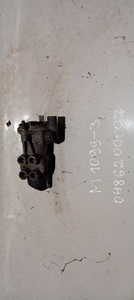 BRAKE MAIN VALVE MAN 0486200007 لـ السيارات القاطرة MAN TGA 18.480