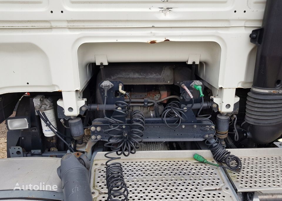 autre pièce détachée pour cabine ZAWIESZENIE KABINY TYŁ pour tracteur routier DAF  XF 105